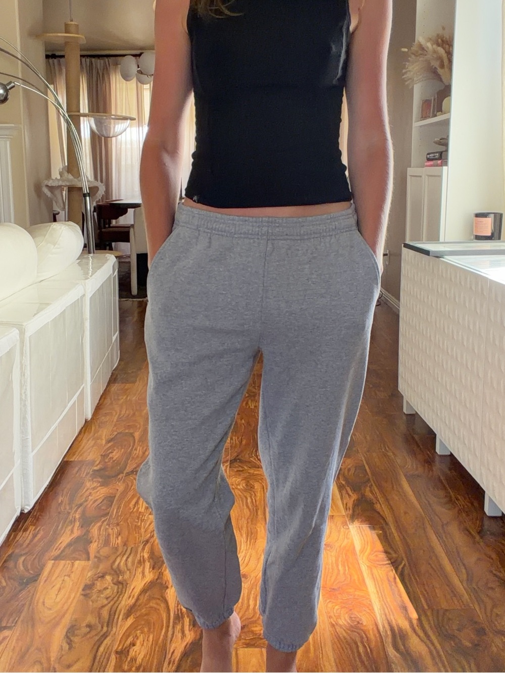 Aritzia TNA Super Fleece Jogger Sweatpants Heather Grey Cuffed Lounge M